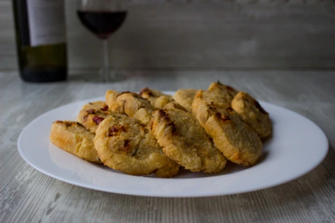 Сырное печенье с розмарином