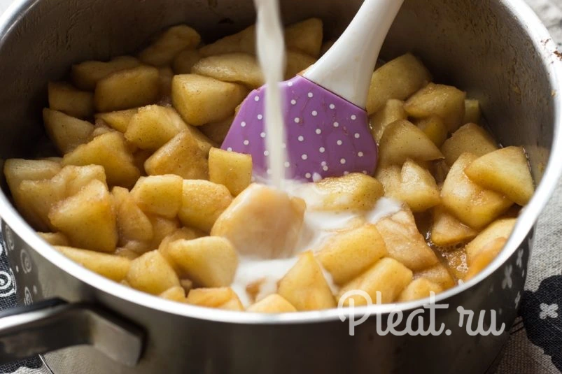 Яблочные слойки