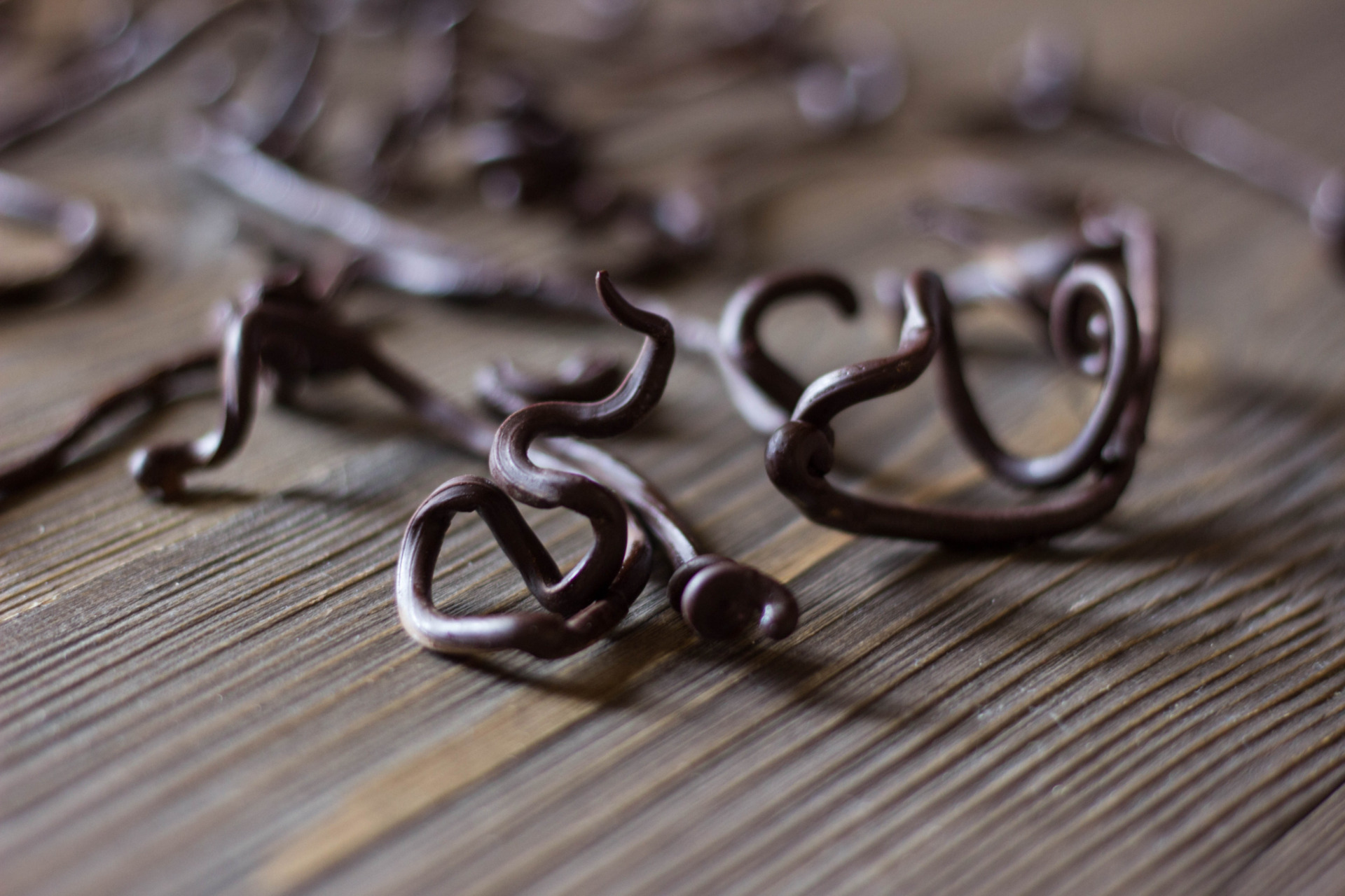 Шоколадный декор: коряга