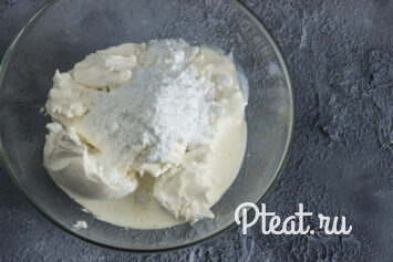 Как украсить торт малиной: рецепт торта 'Красный бархат'. Торт с малиной слоями пошагово