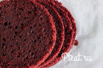 Как украсить торт малиной: рецепт торта 'Красный бархат'. Торт с малиной слоями пошагово