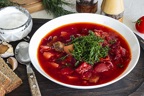 Как варить борщ со свеклой