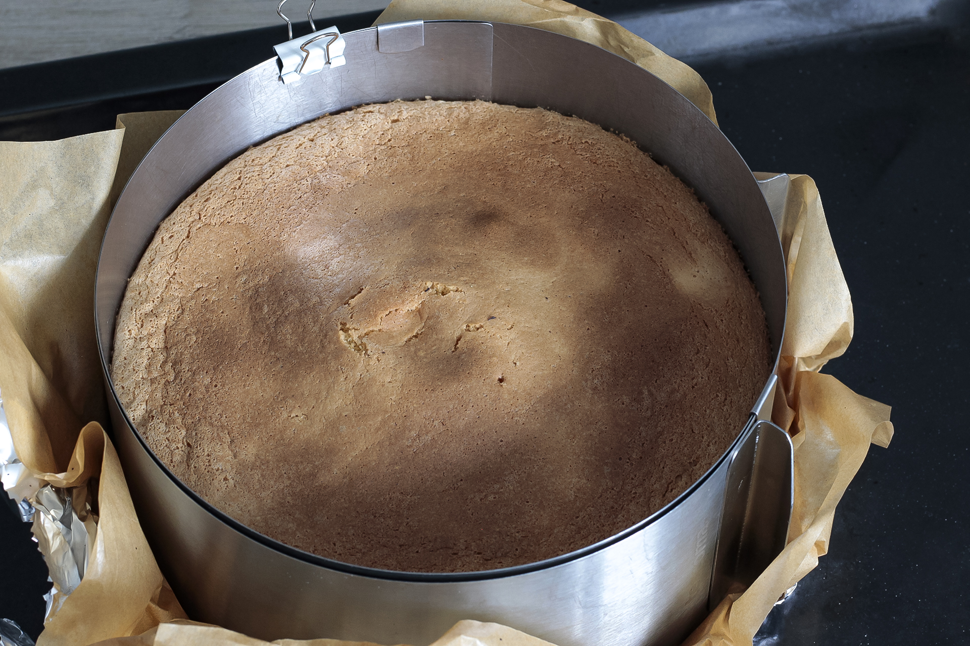 Бисквит на желтках для торта сердце