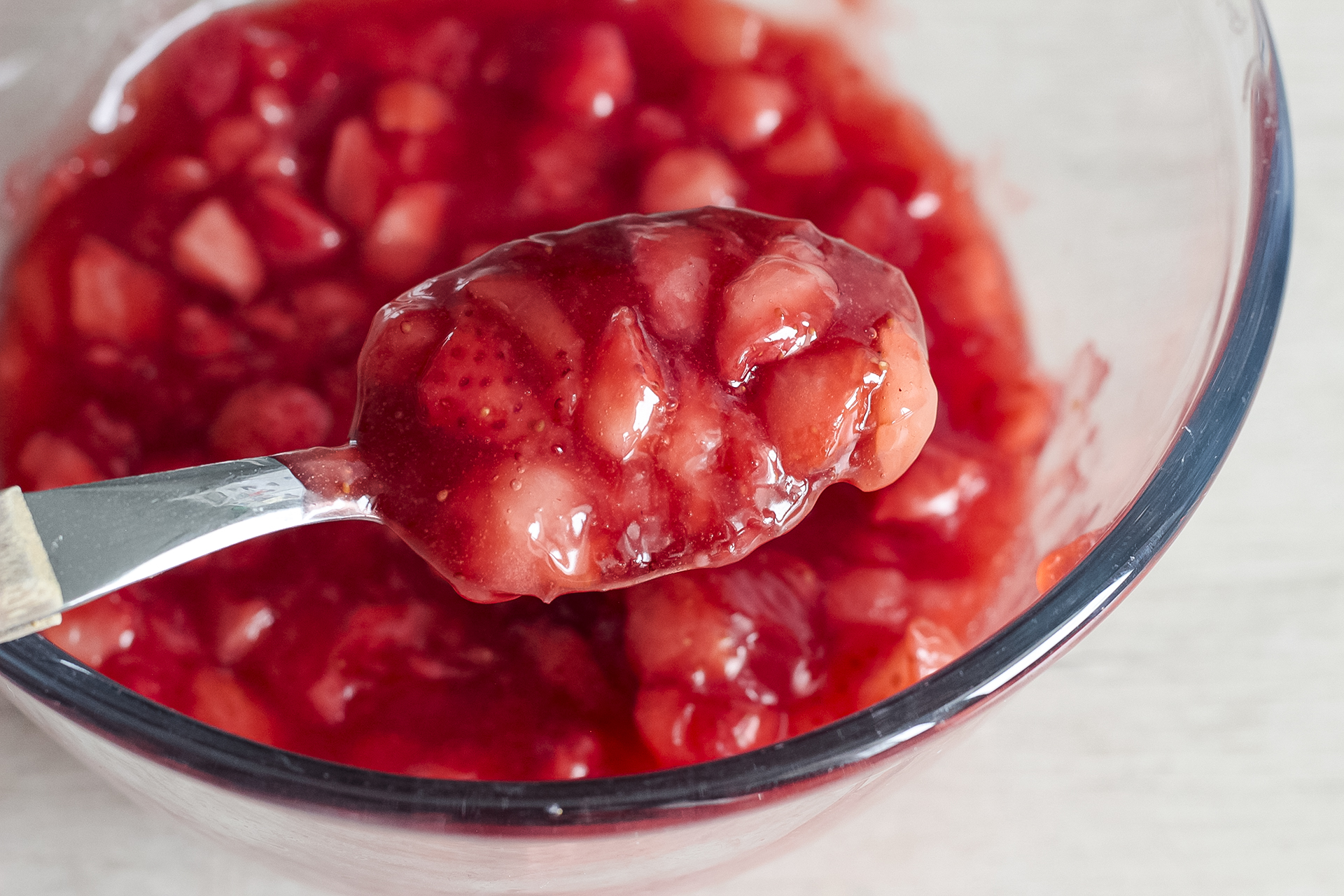 Клубничная начинка для торта сердце