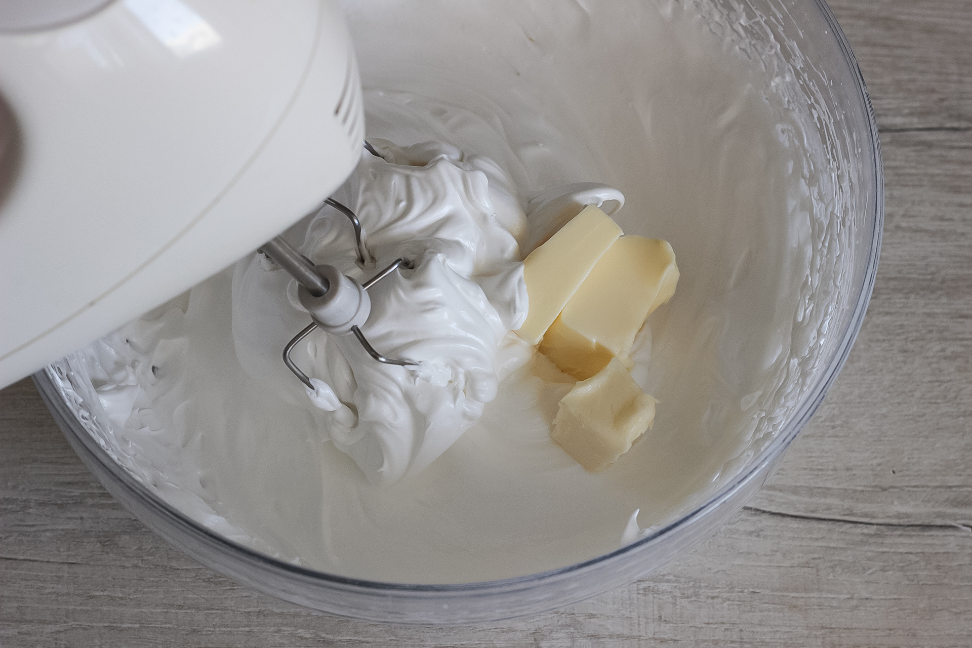 Крем для торта ламбет